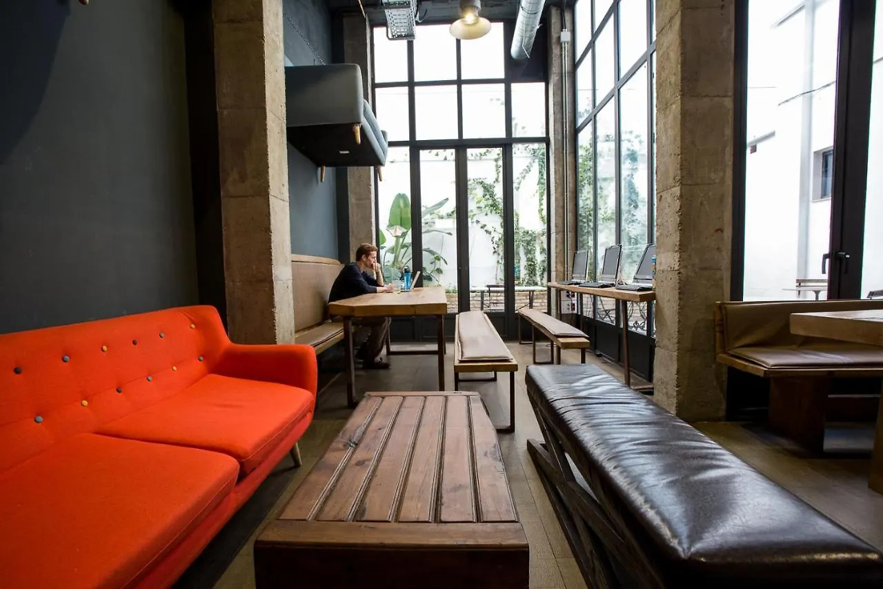 Black Swan Hostel Sevilla  Seville