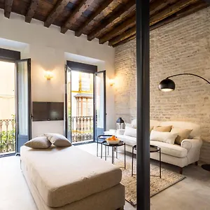 Oak & Sandstone - Space Maison Seville